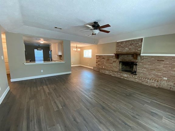 3rd image of 29022 Cherrywood Ln