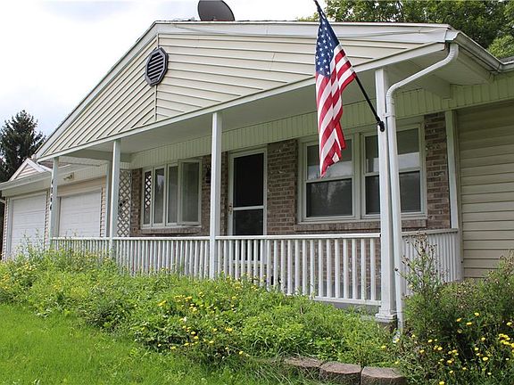 3rd image of 4864 Holley Byron Rd