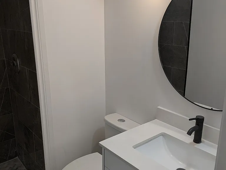 717 Bay St #707 — Photo 17