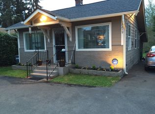 12219 14th Ave S, Burien, WA 98168