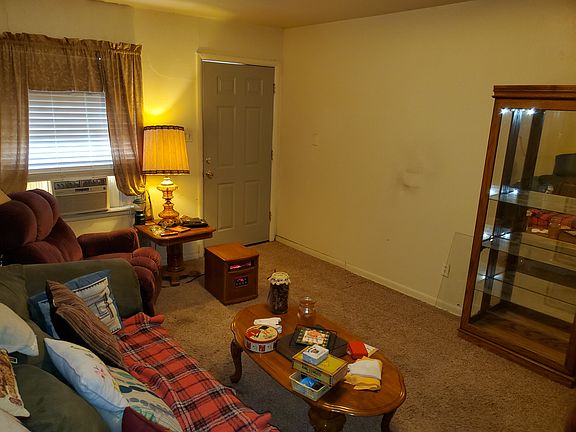 4th image of 816 Cranford St