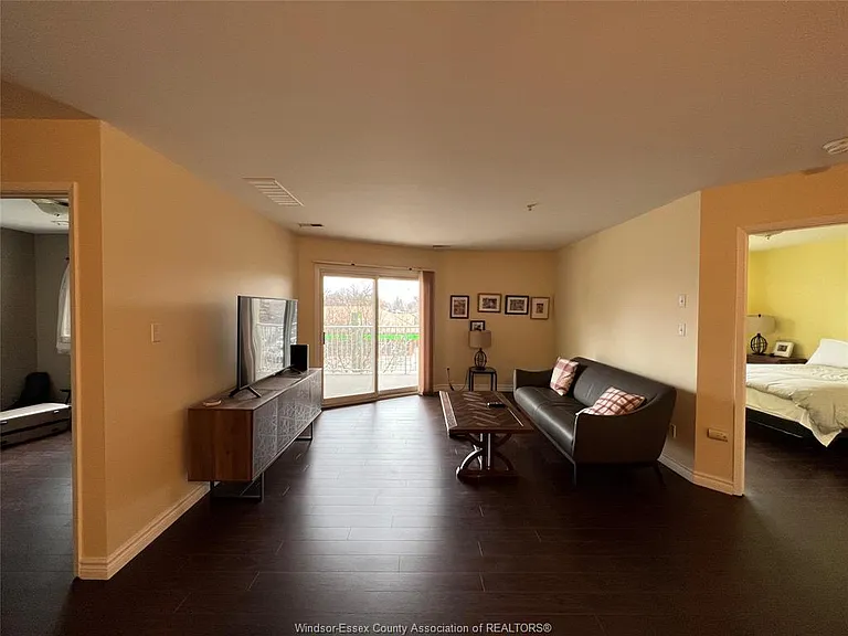 1535 Grand Marais Rd W #304 — Photo 12