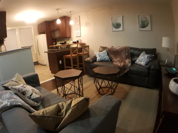 46 Wayne Street image 3 of 15