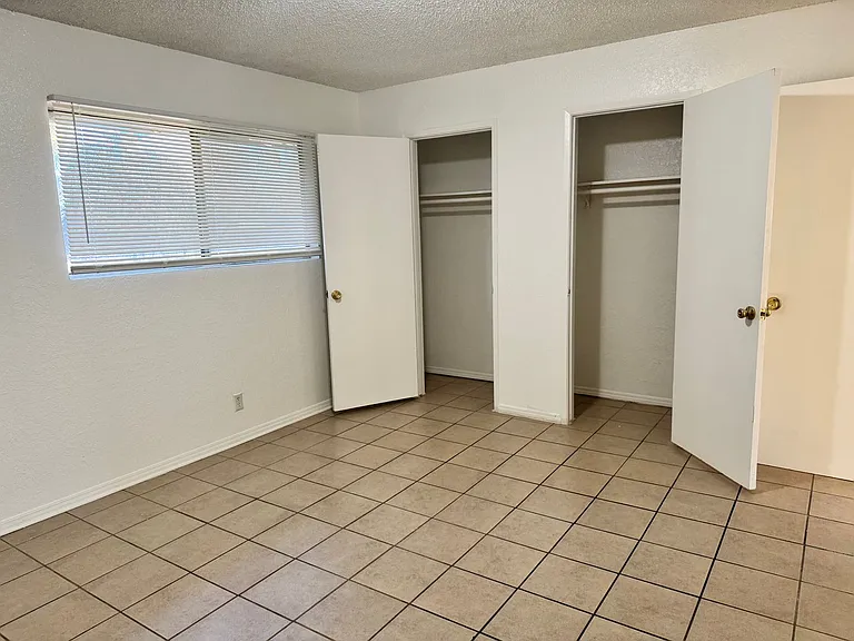 1029 Minnewawa Ave — Photo 10