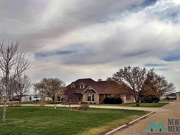 3rd image of 917 Highway 77 Rd