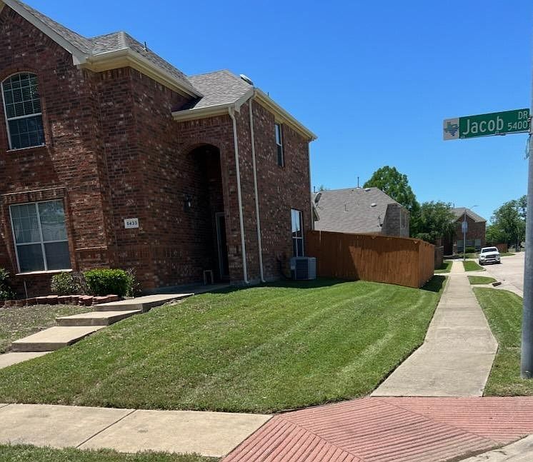 1st image of 5433 Jacob Dr