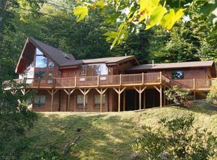 555 Broad Branch Rd, Bakersville, NC 28705