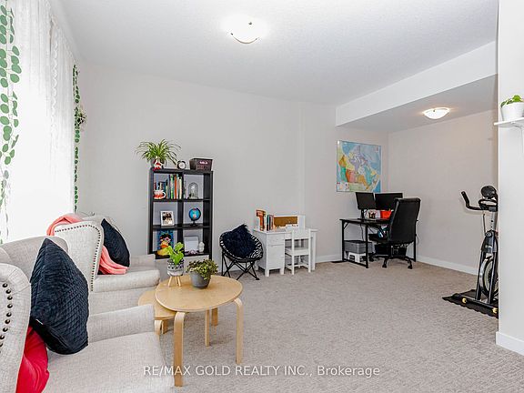 5th image of 147 Hibiscus Ln