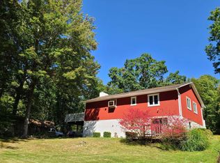 29 Memory Ln, Hopewell Junction, NY 12533