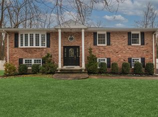 41 Mile Rd, Suffern, NY 10901