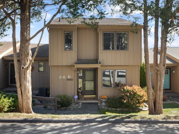 26 Pilgrim Harbor #B, Wallingford, CT 06492