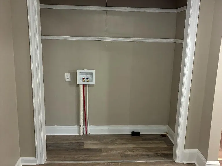 Unit Photo