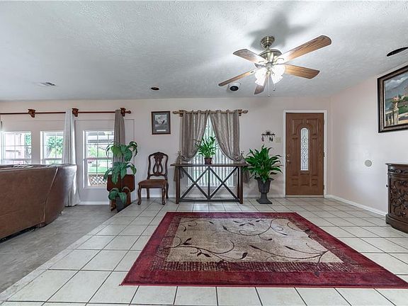 5th image of 2510 Bobwhite Blvd