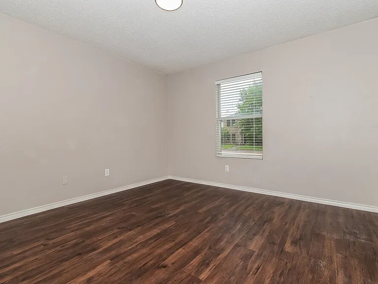 1476 Hickory Creek Ln — Photo 12