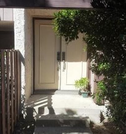 3rd image of 24843 Apple St Unit F