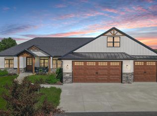 N3092 Ledgeview Ter, Hortonville, WI 54944