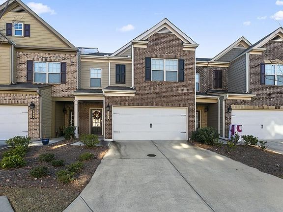 4th image of 2568 Village Park Bnd