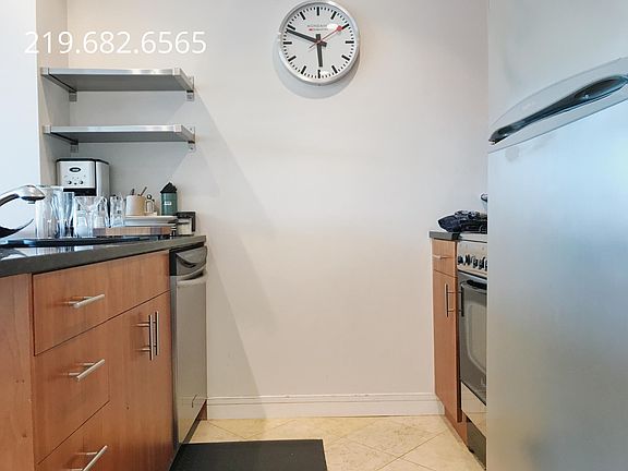 5th image of 184 Eagle St APT 05B