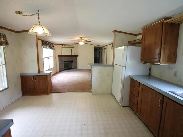 401 Our Rd, Victoria, VA 23974