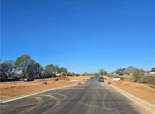 8931 Greenhouse Rd, Bentonville, AR 72713