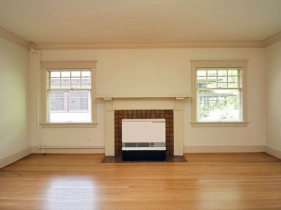 5th image of 1624-1636 NE Tillamook St #4