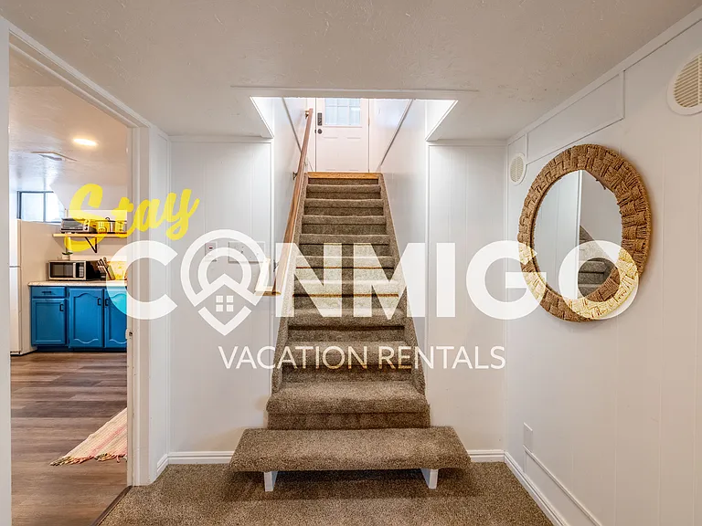 1041 E Platinum Way #1 — Photo 30