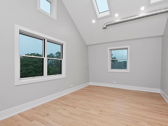 Living Room Vaulted Ceiling 4 Skylights