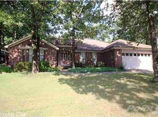 8320 Windsor Valley Dr, N Little Rock, AR 72116