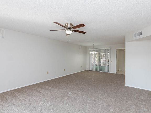 5th image of 10406 W Aztec Dr
