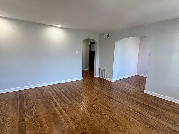 4th image of 4025 N Lavergne Ave #2