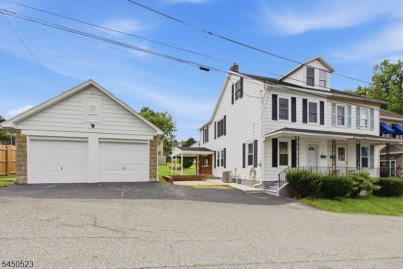 1st image of 34 N Prospect St