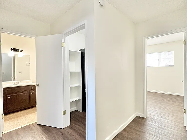 647 Olive Ave — Photo 8