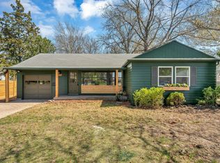 1330 SW Burnett Rd, Topeka, KS 66604