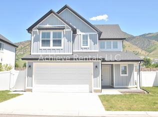 556 N 275 E, Providence, UT 84332