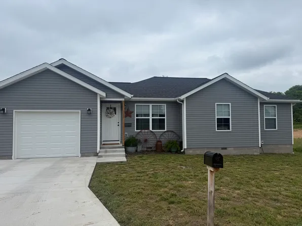 117 Harrison Ct, Carterville, MO 64835