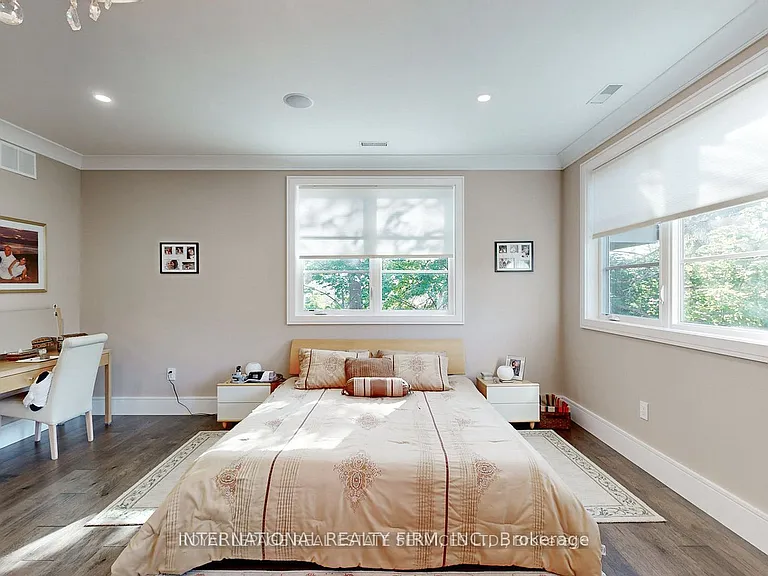 1286 Cambridge Dr — Photo 22