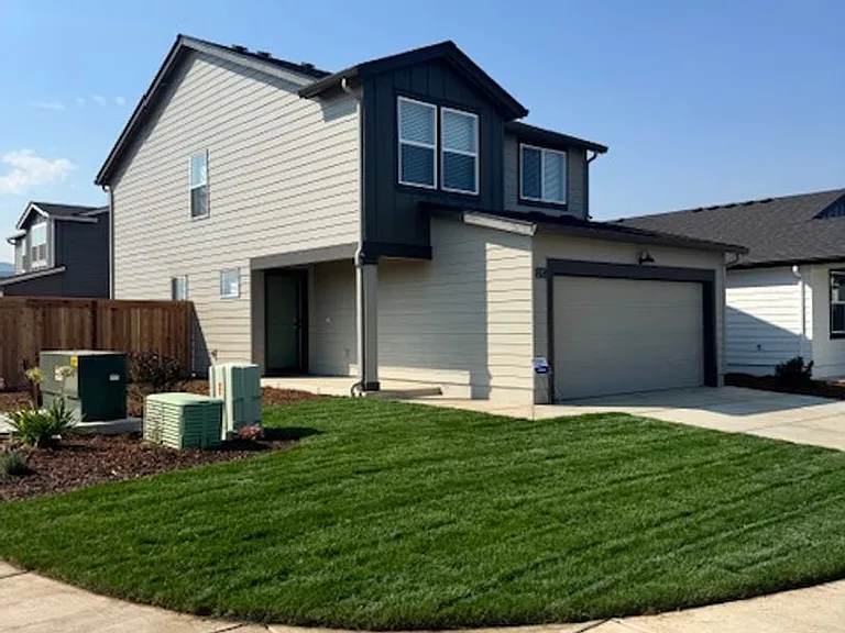 2705 Addysen Park Way — Photo 2