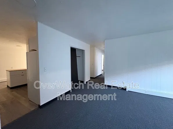 3925 E 9th Ave, Anchorage, AK