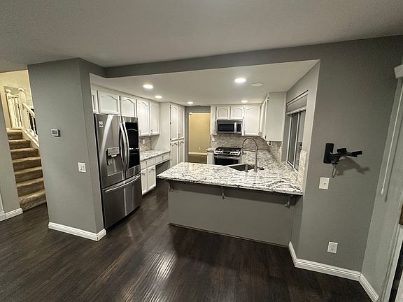 4th image of 6660 Foxwood Ct