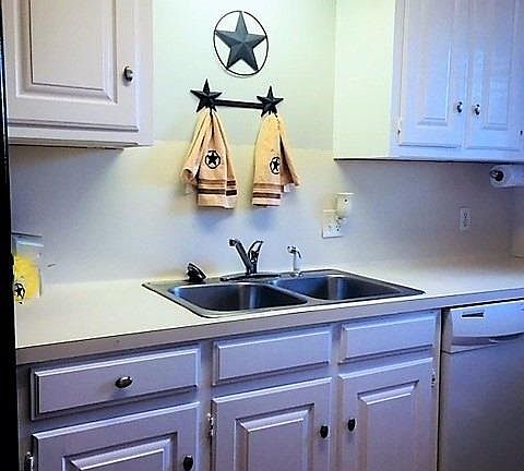 3rd image of 10588 Flintridge Cir