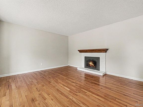 5th image of 2573 E Geddes Avenue