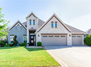 7118 Forest Canyon Dr, Fort Smith, AR 72916