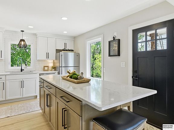 2nd image of 3023 N 67th Ave
