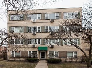 747 Ridge Ave APT 100, Evanston, IL 60202