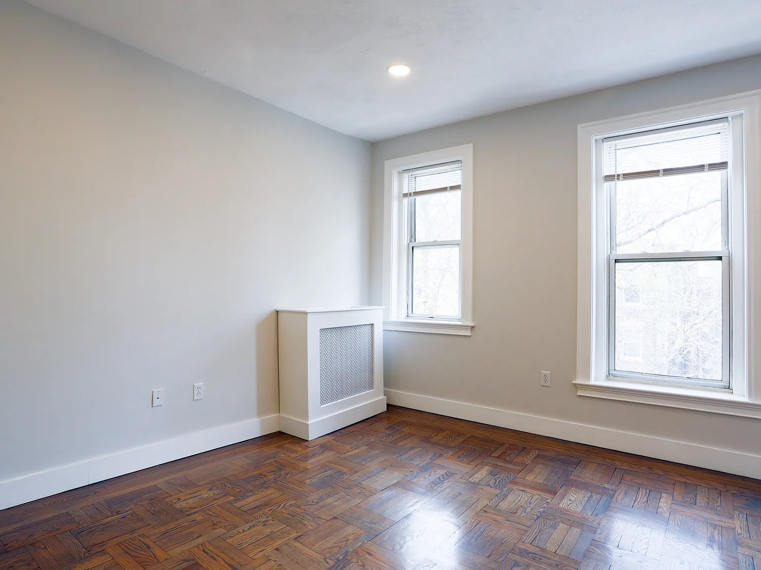 Studio, 450 sqft, $2,450 — Photo 3
