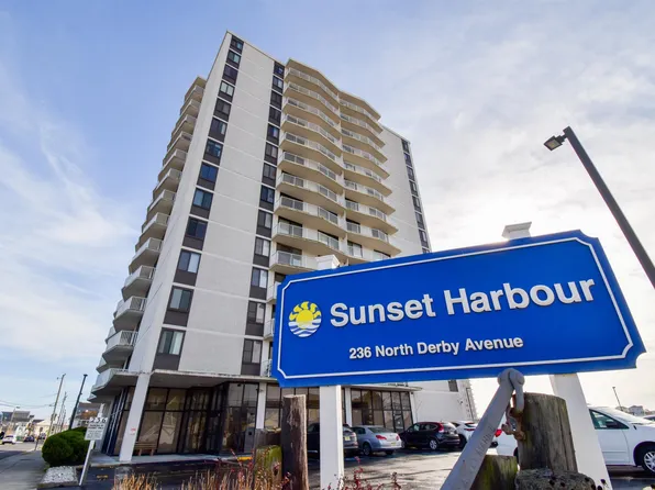 236 N Derby Ave APT 201, Ventnor, NJ 08406