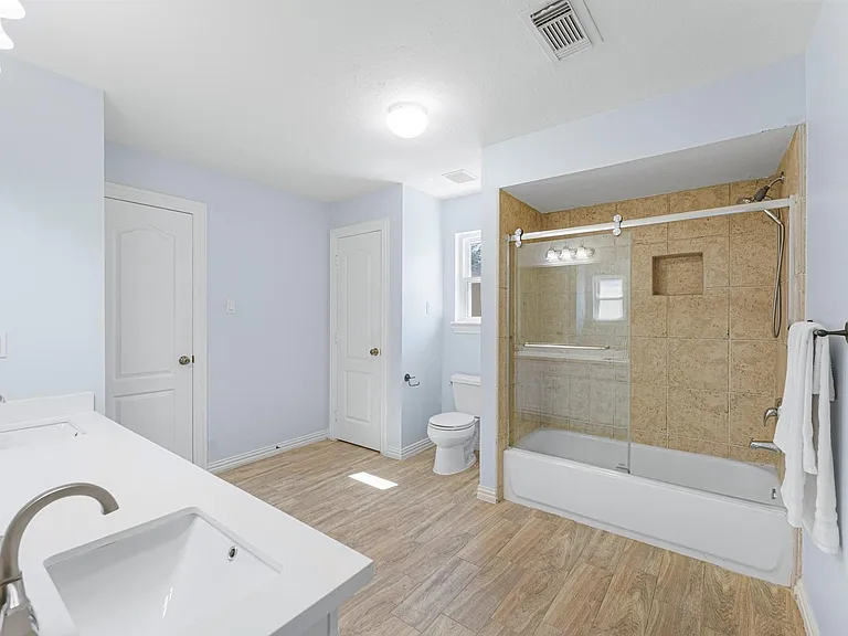 1622 Cottage Landing Ln — Photo 30