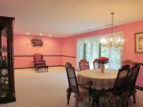 5th image of 22397 Rock Creek Cir