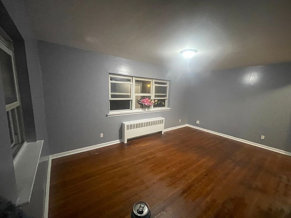 1st image of 642 Van Nest Ave #2
