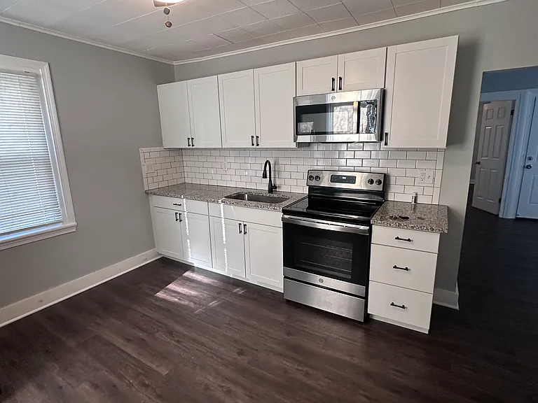 1163 W Main St #1 — Photo 4